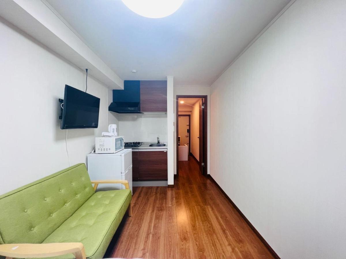 Pusu Okubo Apartment Tokyo Exterior photo